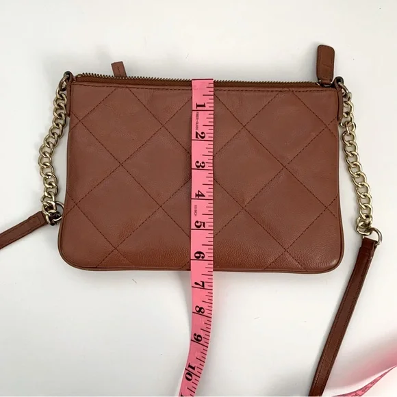 Talbots Quilted Leather Crossbody Purse Gold Toned Hardware Vintage - Picture 8 of 9